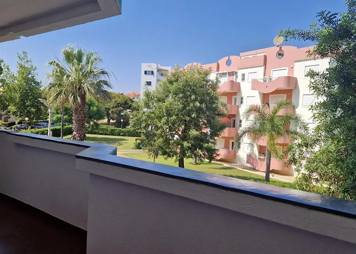 Parque das Amendoeiras